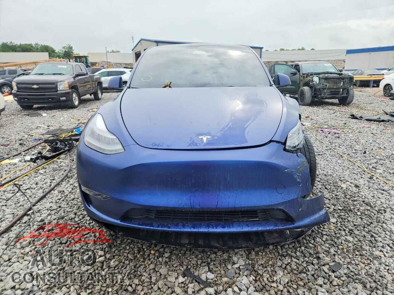 TESLA MODEL Y 2024 - 7SAYGDEF9RF048729