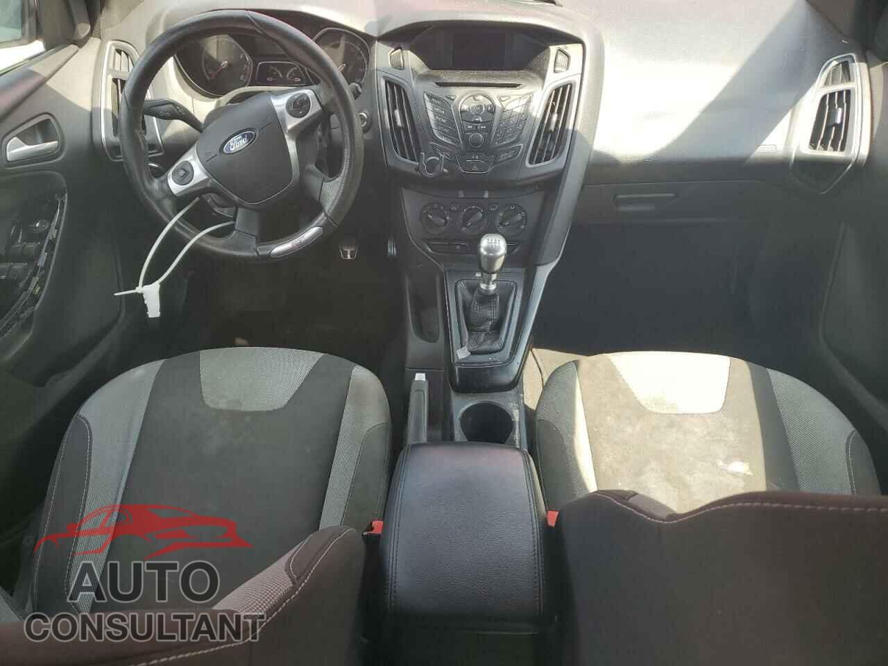 FORD FOCUS 2014 - 1FADP3L91EL105683