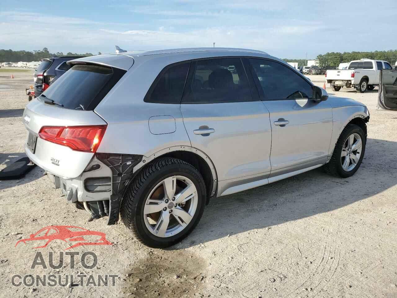 AUDI Q5 2018 - WA1ANAFY9J2004802