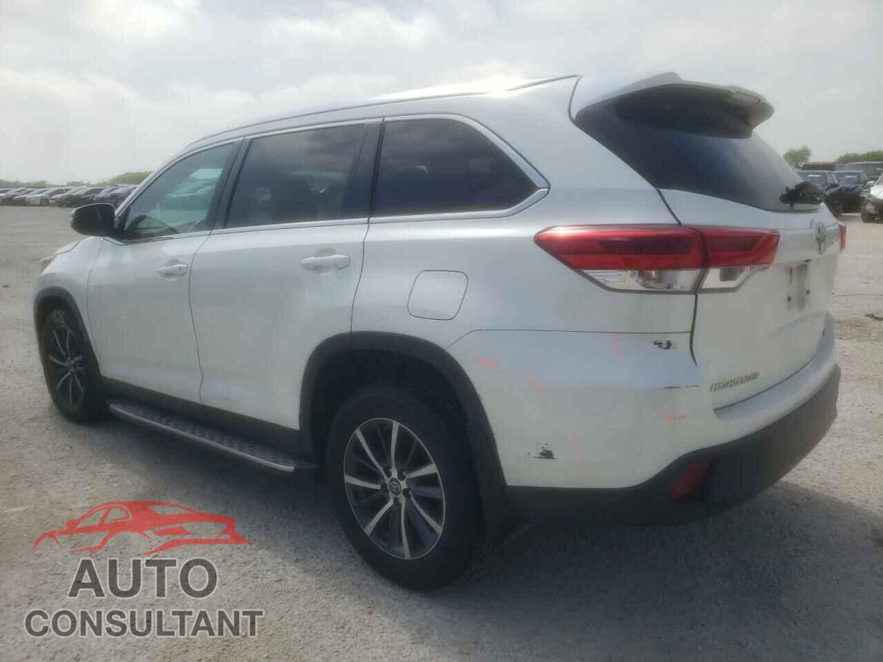 TOYOTA HIGHLANDER 2019 - 5TDKZRFH4KS567411