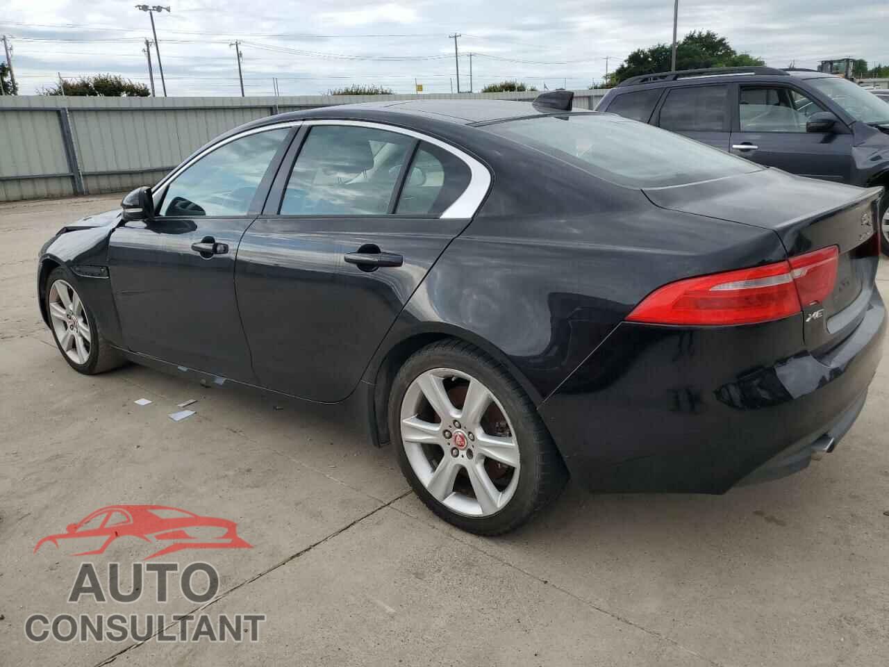 JAGUAR XE 2017 - SAJAD4BG0HA965491