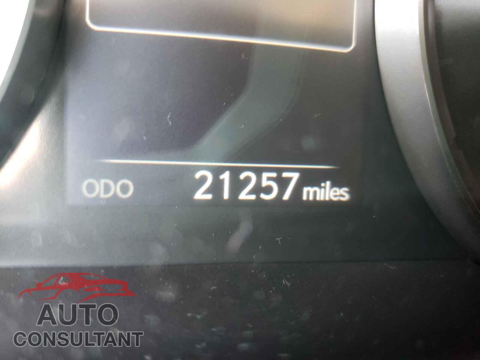 LEXUS IS 2020 - JTHD81F27L5041501