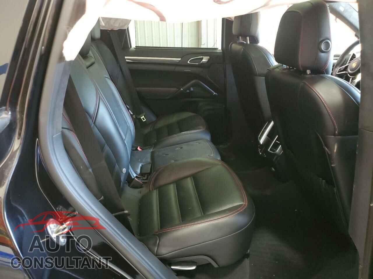 PORSCHE CAYENNE 2016 - WP1AC2A27GLA88351