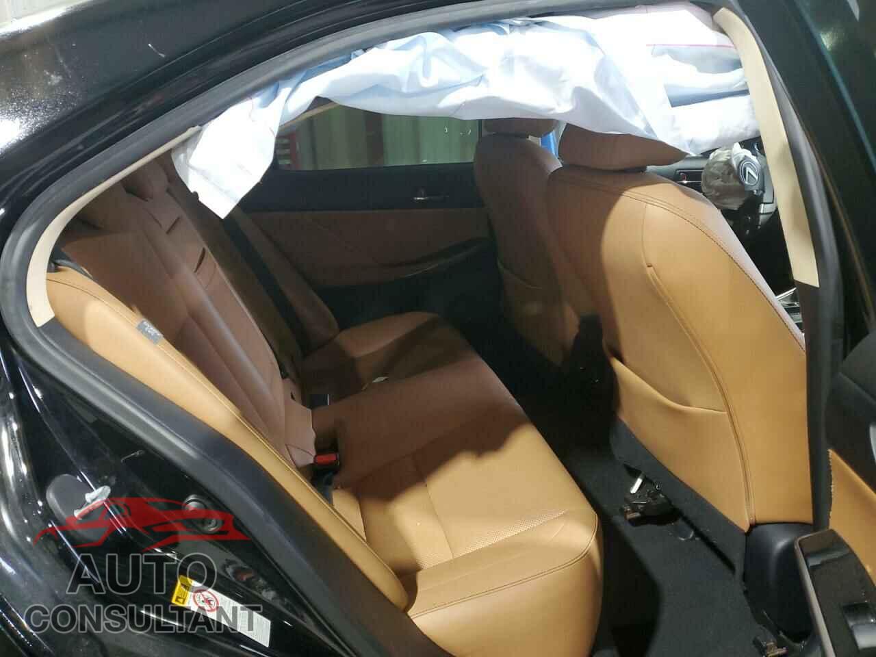 LEXUS IS 2016 - JTHBA1D24G5005995