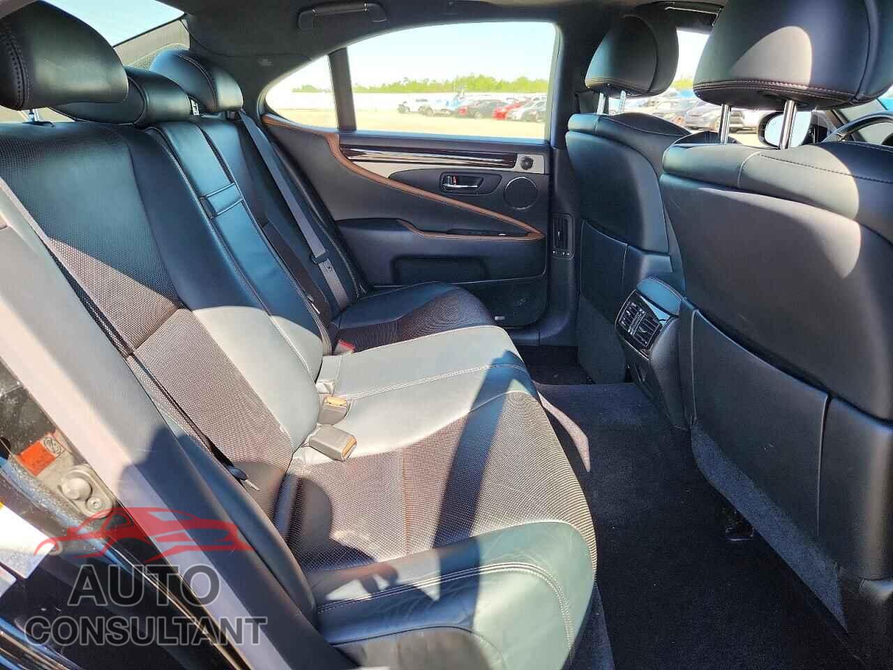 LEXUS LS460 2017 - JTHBL5EF9H5145948