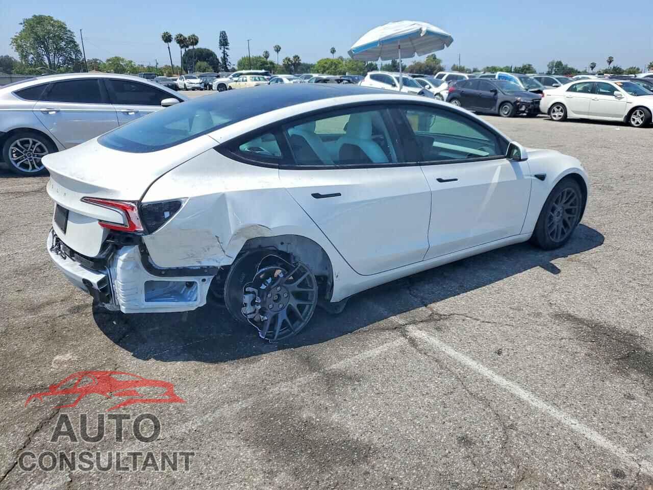 TESLA MODEL 3 2024 - 5YJ3E1EA8RF865934