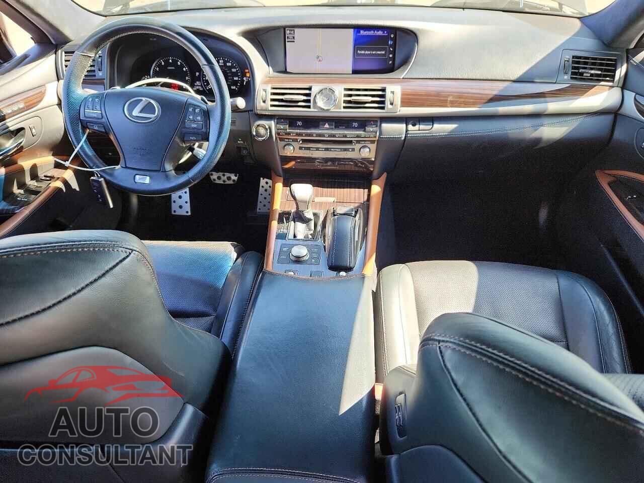 LEXUS LS460 2017 - JTHBL5EF9H5145948