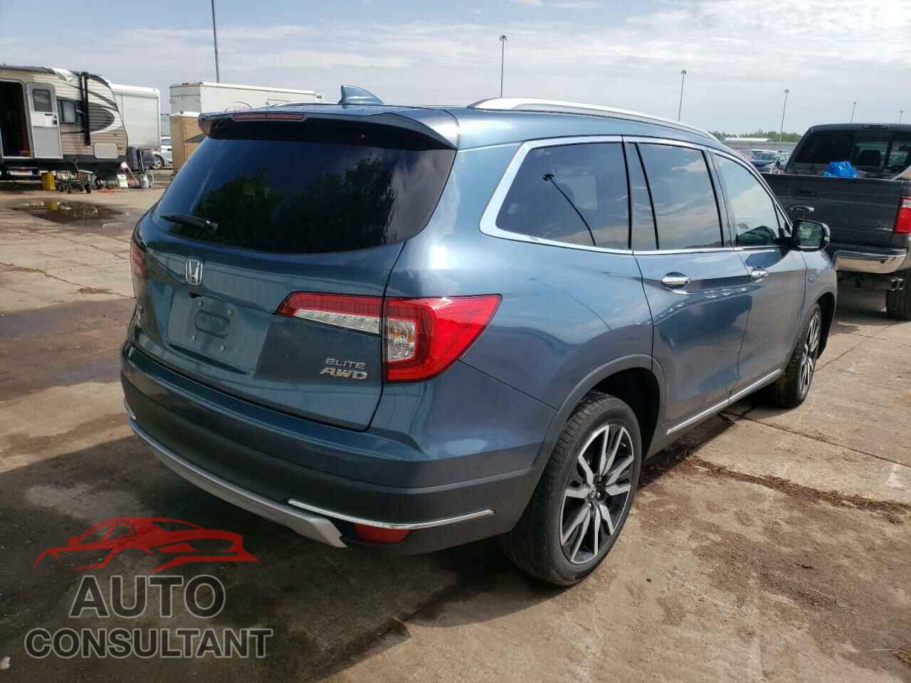 HONDA PILOT 2019 - 5FNYF6H03KB060271