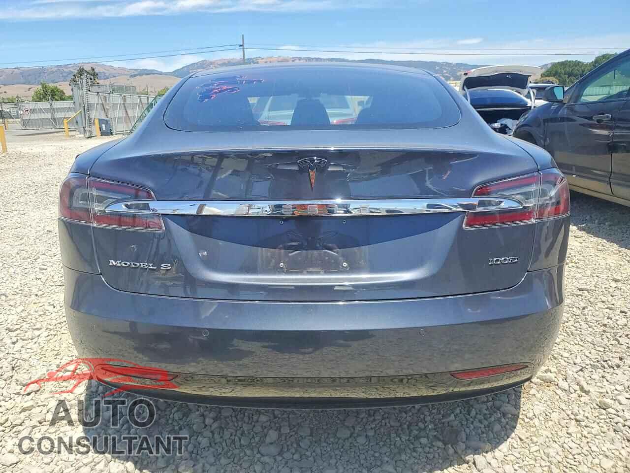 TESLA MODEL S 2019 - 5YJSA1E24KF307309