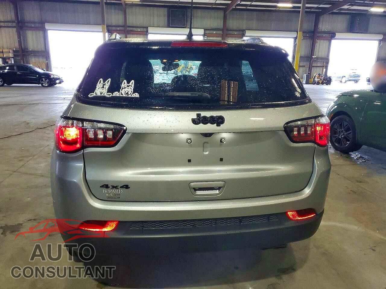 JEEP COMPASS 2022 - 3C4NJDBB2NT228617