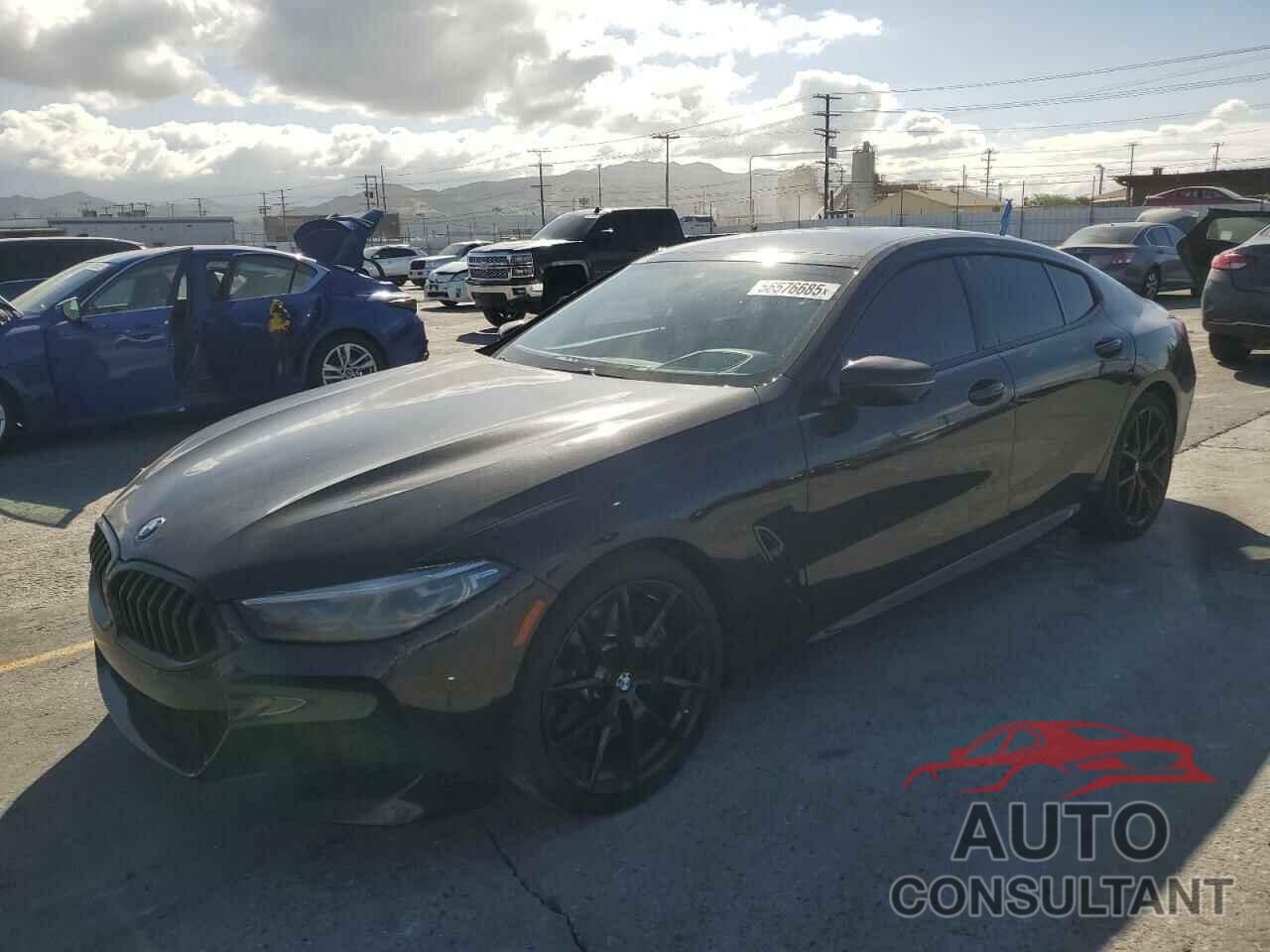 BMW 8 SERIES 2022 - WBAGV2C0XNCG99912