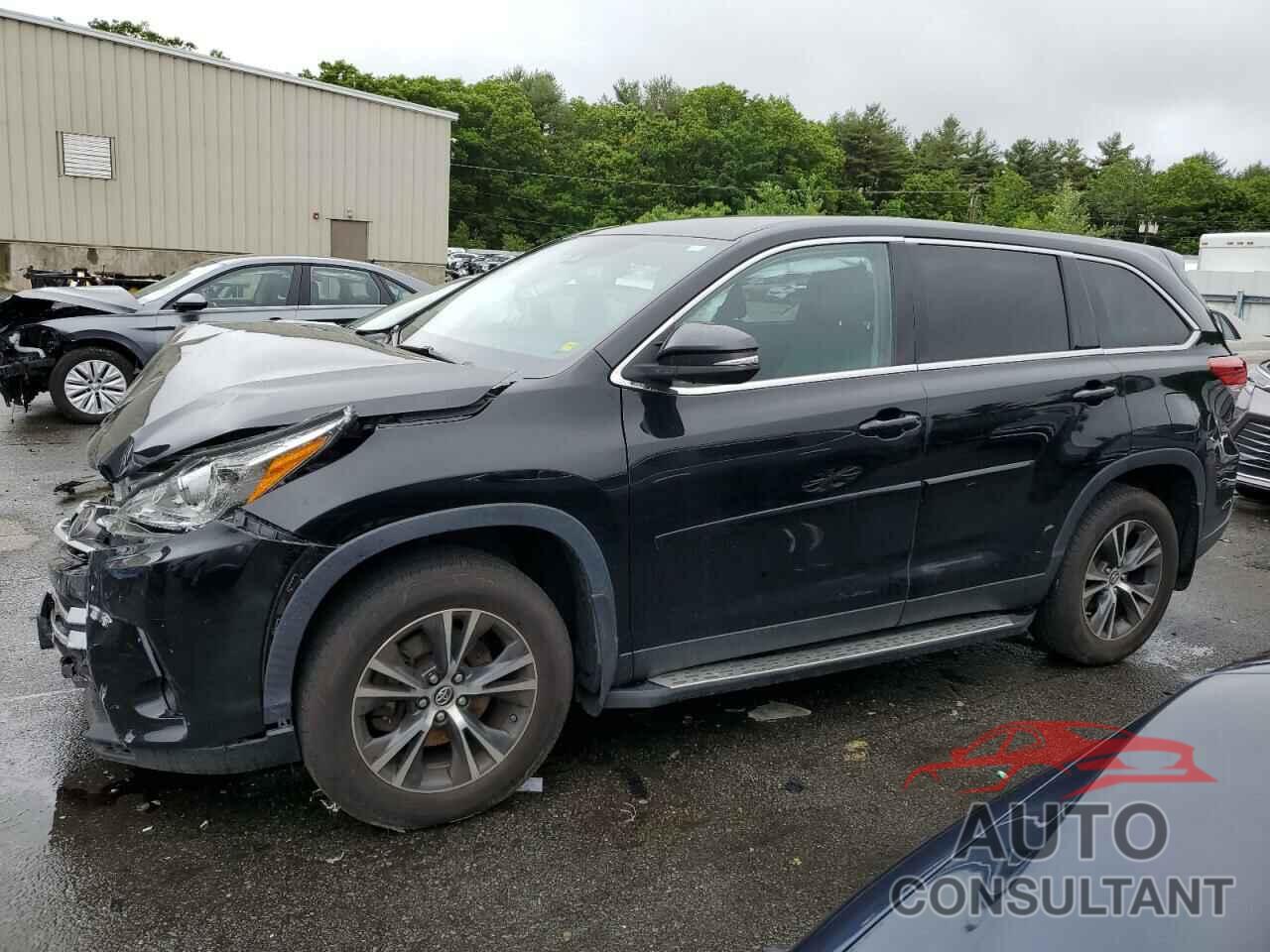 TOYOTA HIGHLANDER 2019 - 5TDBZRFH0KS965649