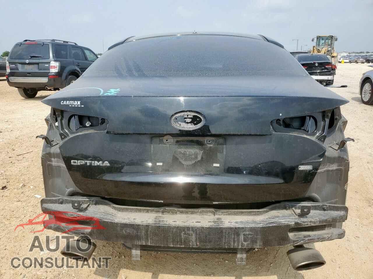 KIA OPTIMA 2013 - 5XXGM4A71DG228986