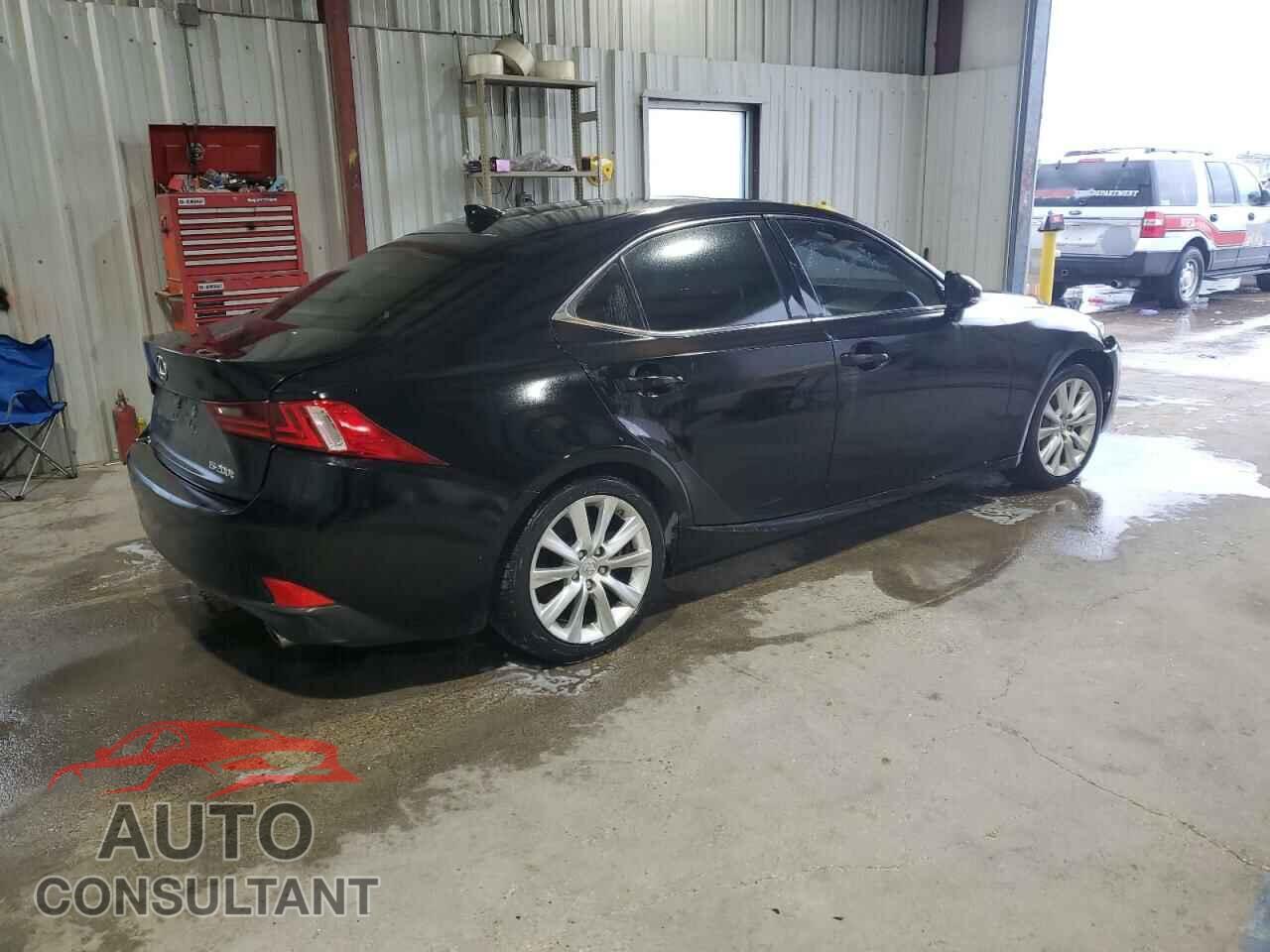 LEXUS IS 2016 - JTHBA1D24G5005995