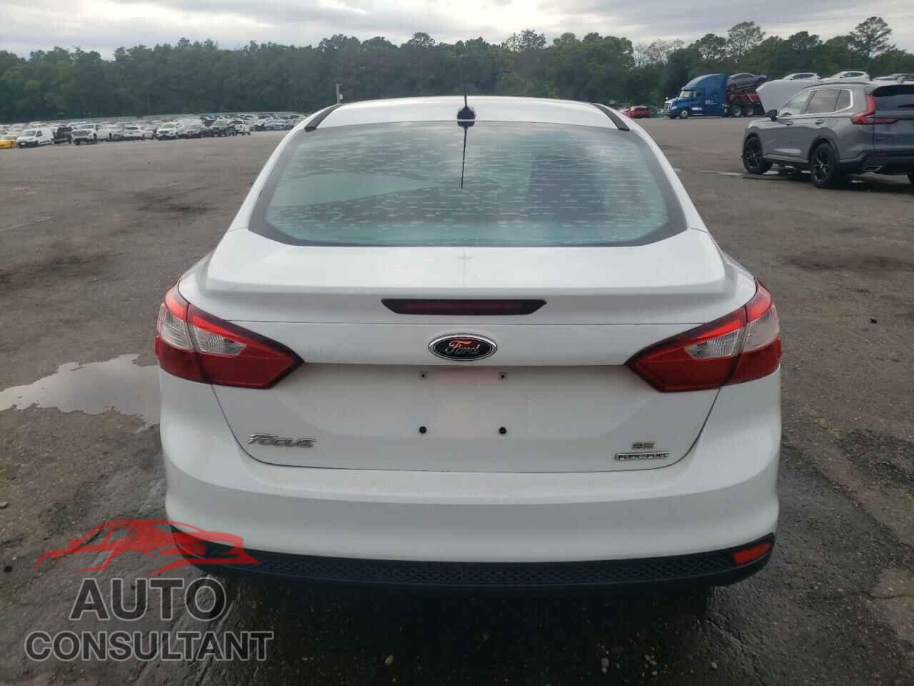 FORD FOCUS 2012 - 1FAHP3F29CL381140