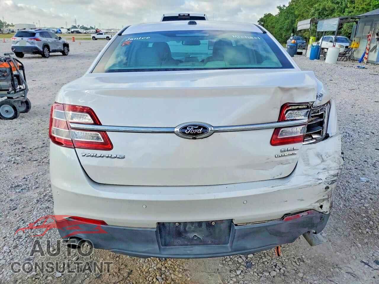 FORD TAURUS 2015 - 1FAHP2E86FG163346