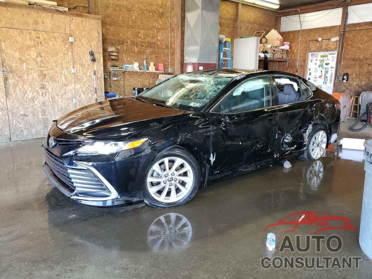 TOYOTA CAMRY 2022 - 4T1C11BK7NU055040