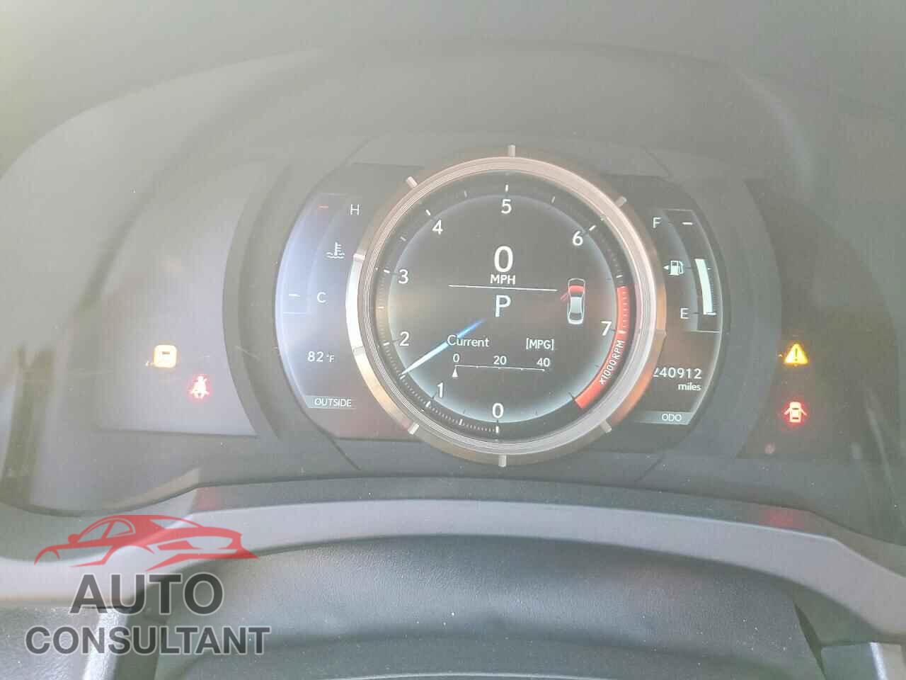 LEXUS IS 2015 - JTHBF1D20F5060217