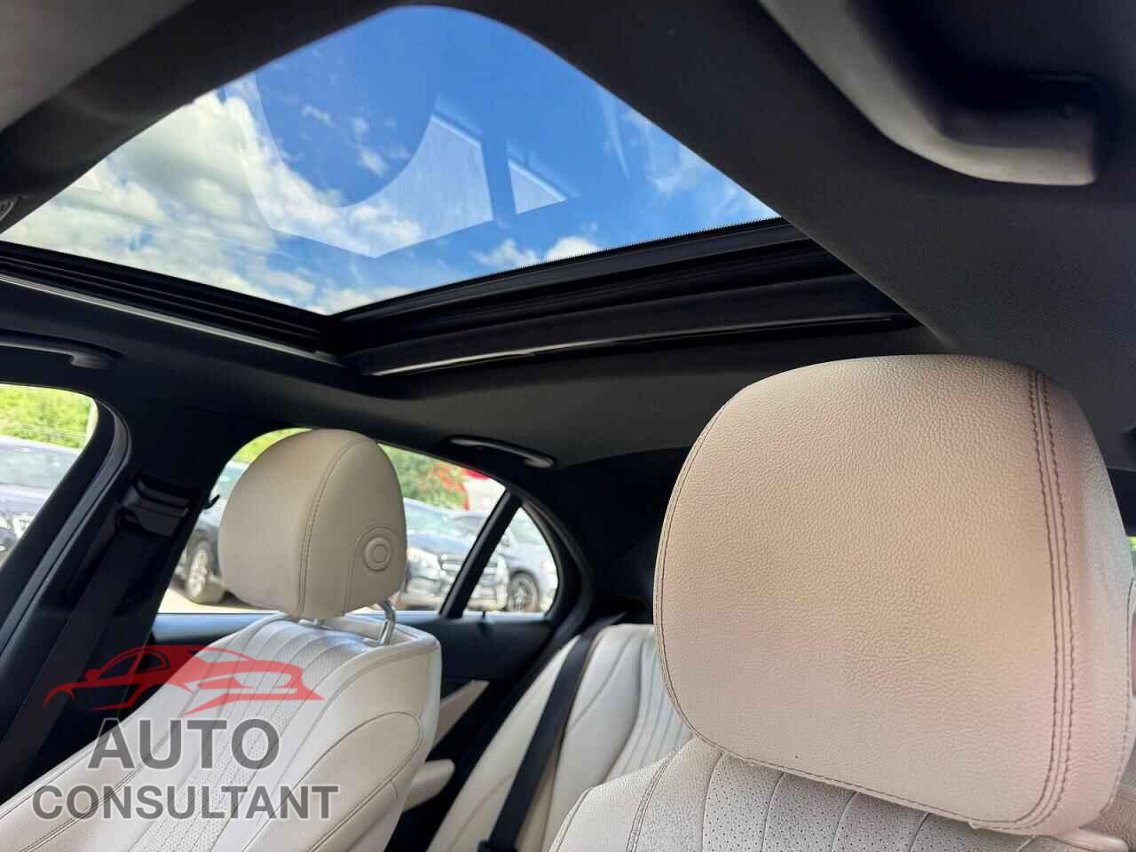 MERCEDES-BENZ E-CLASS 2017 - WDDZF4JB5HA048053