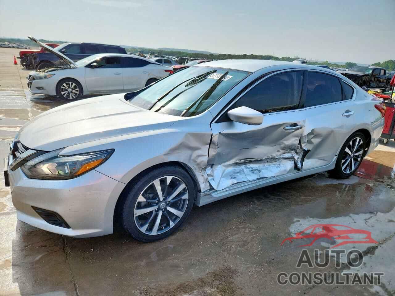 NISSAN ALTIMA 2017 - 1N4BL3AP4HC136807