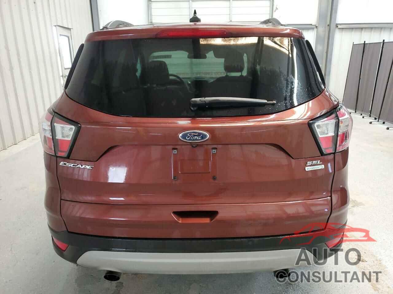 FORD ESCAPE 2018 - 1FMCU0HD8JUA96474