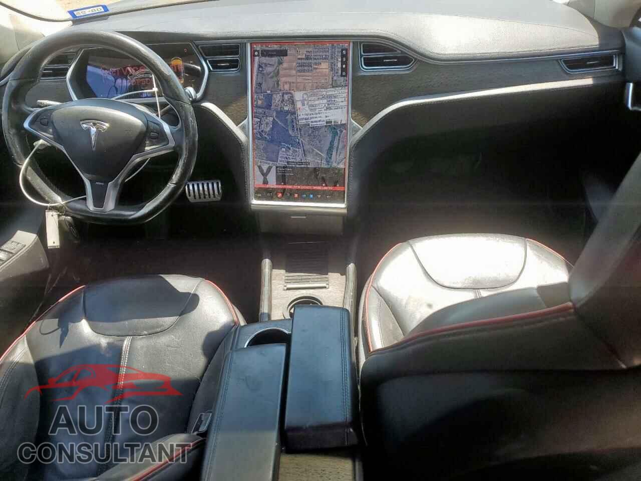 TESLA MODEL S 2013 - 5YJSA1DP5DFP13535