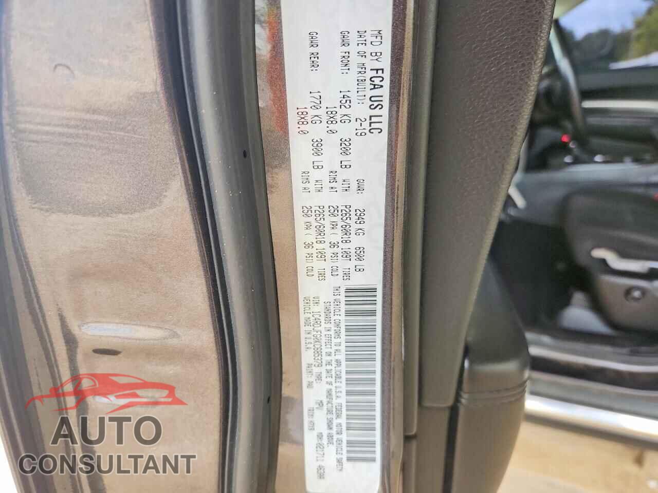 DODGE DURANGO 2019 - 1C4RDJFG0KC685379