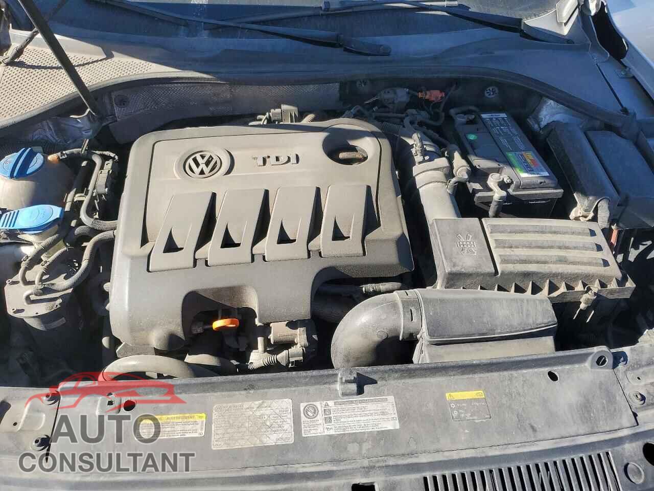 VOLKSWAGEN PASSAT 2014 - 1VWBN7A35EC102263