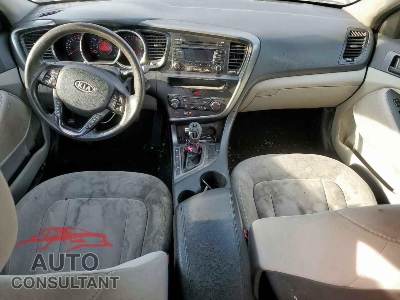 KIA OPTIMA 2011 - KNAGM4A76B5141244