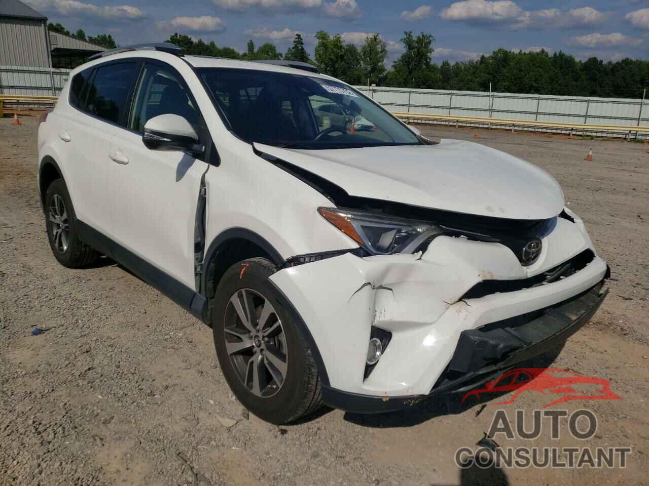 TOYOTA RAV4 2017 - JTMWFREVXHJ702124