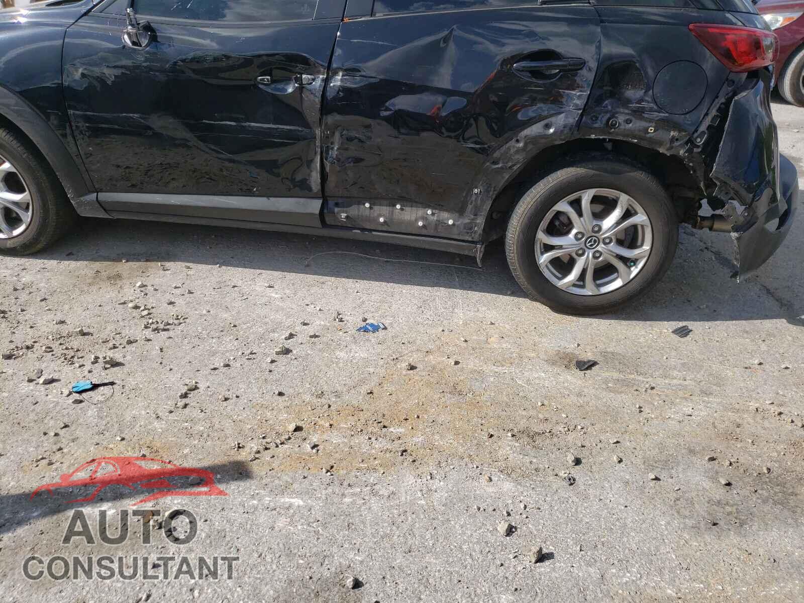 MAZDA CX-3 2018 - JM1DKFB72J0325095