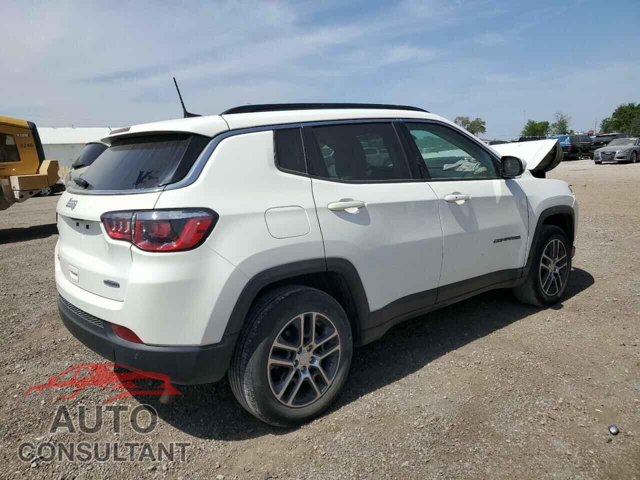 JEEP COMPASS 2018 - 3C4NJDBB2JT441352