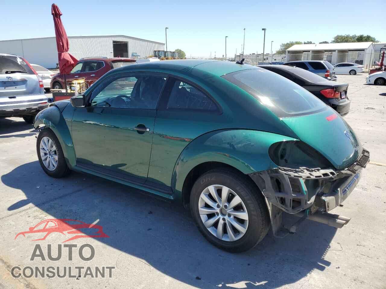VOLKSWAGEN BEETLE 2017 - 3VWF17AT3HM618637