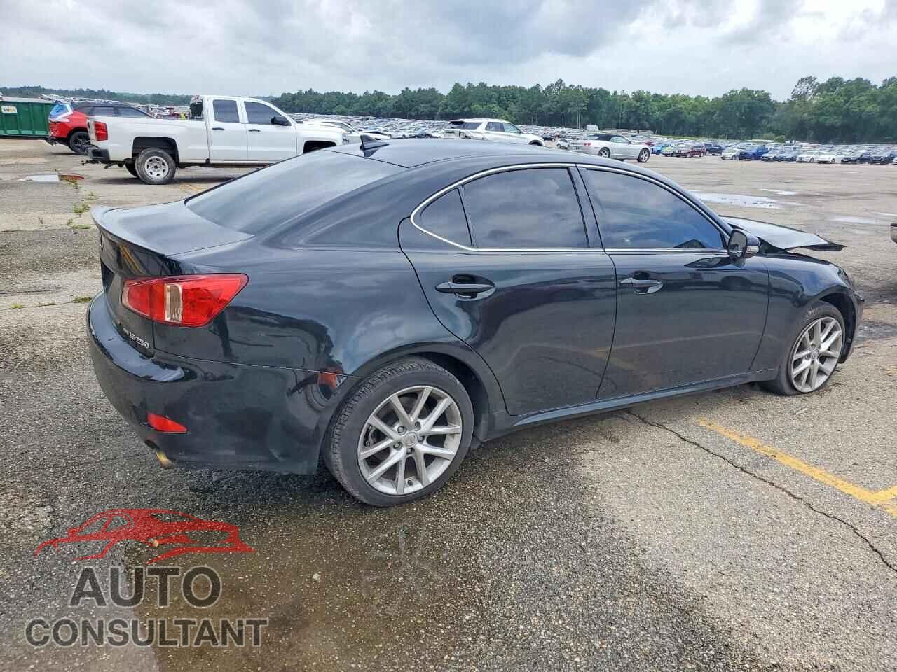 LEXUS IS 2011 - JTHCF5C25B5048197