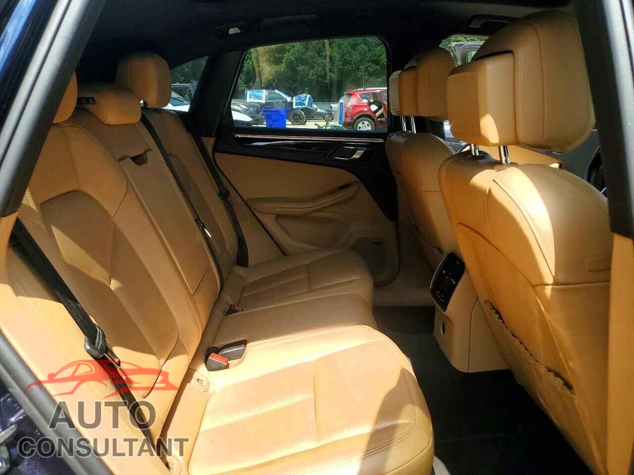 PORSCHE MACAN 2018 - WP1AA2A54JLB13617