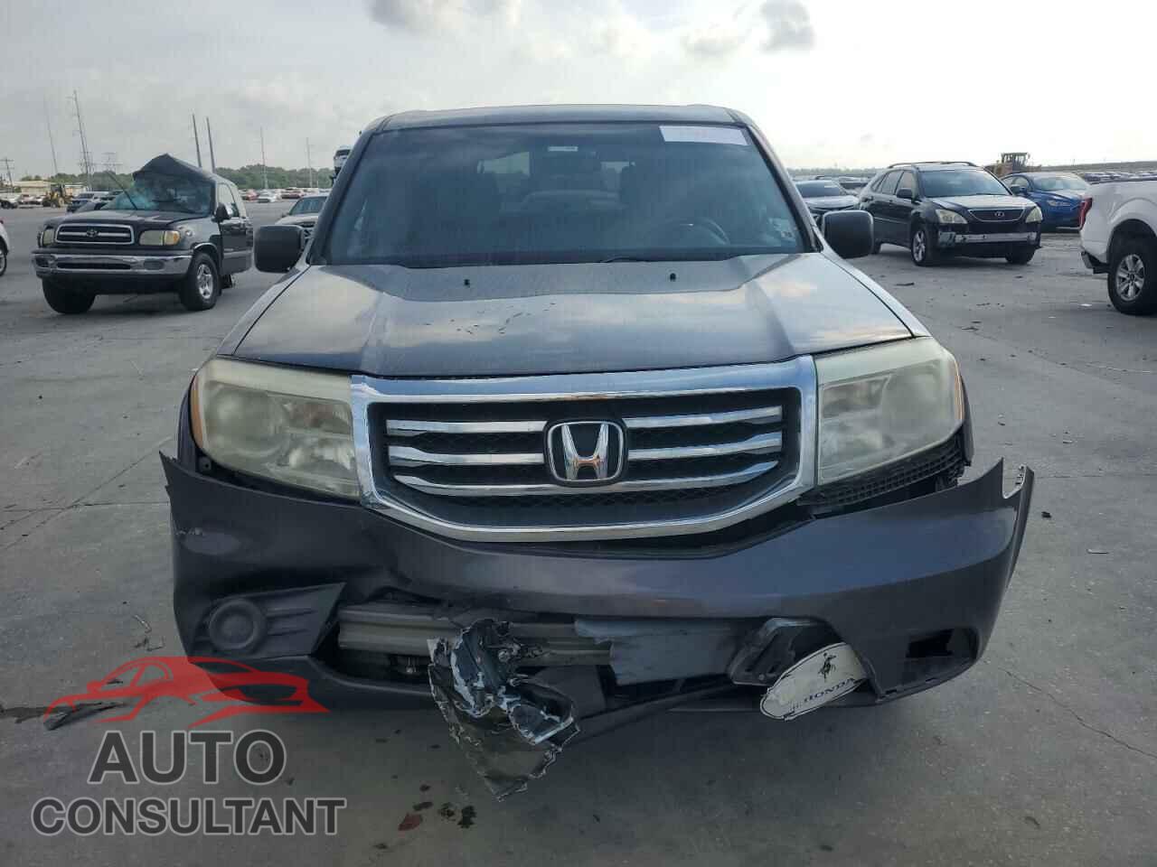 HONDA PILOT 2014 - 5FNYF3H28EB008638