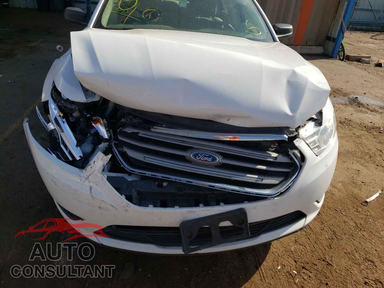 FORD TAURUS 2017 - 1FAHP2D89HG105882