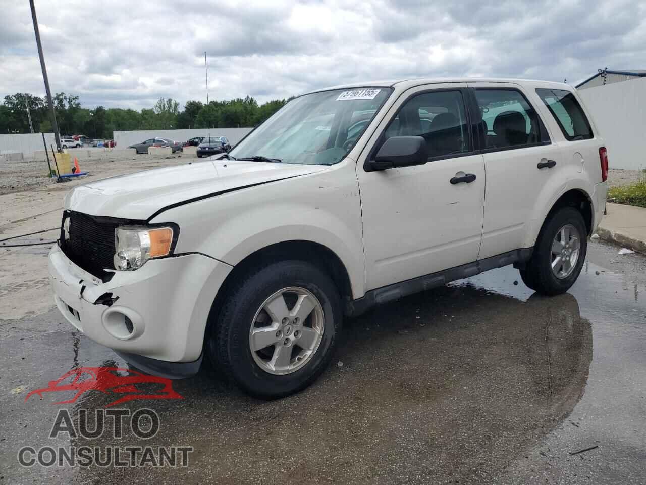 FORD ESCAPE 2011 - 1FMCU9C70BKC09742