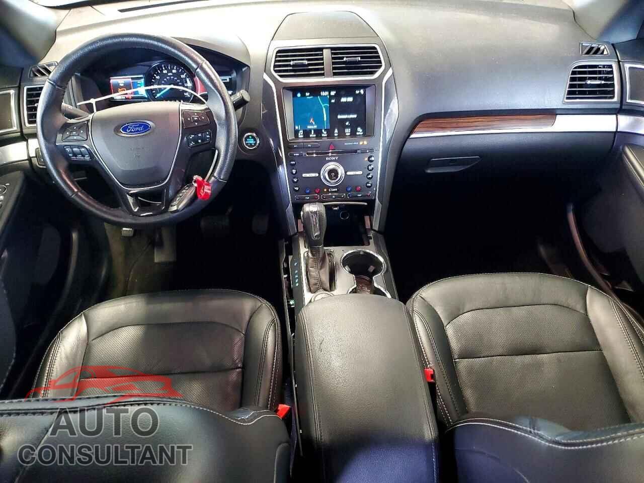 FORD EXPLORER 2018 - 1FM5K8F80JGB57785
