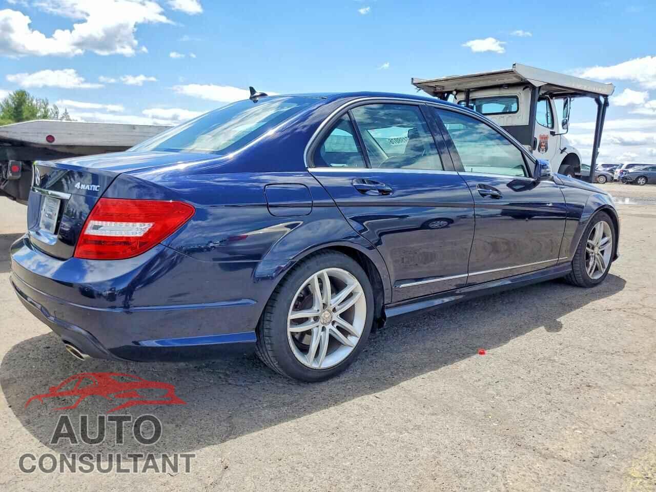 MERCEDES-BENZ C-CLASS 2012 - WDDGF8BB2CF861259