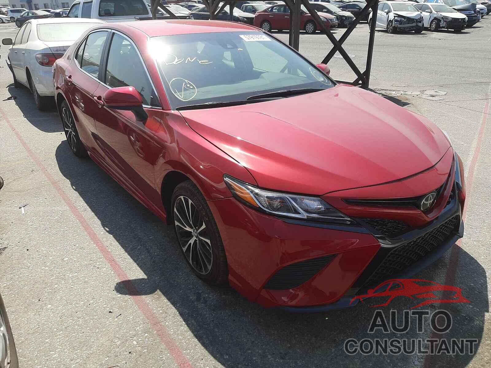 TOYOTA CAMRY 2020 - 4T1G11AK2LU334119