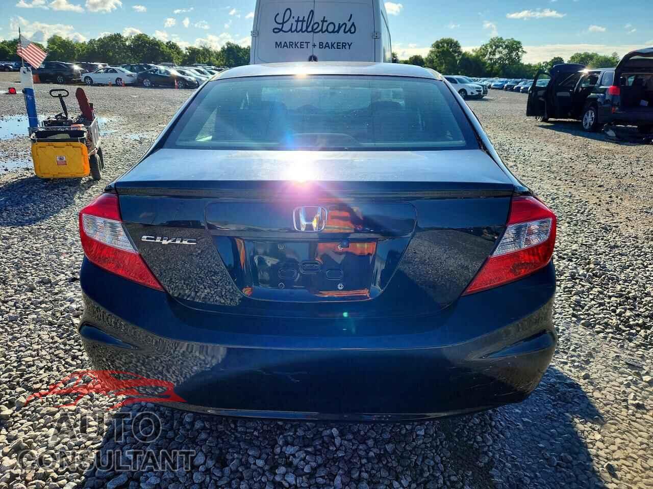 HONDA CIVIC 2012 - 2HGFB2F89CH316785