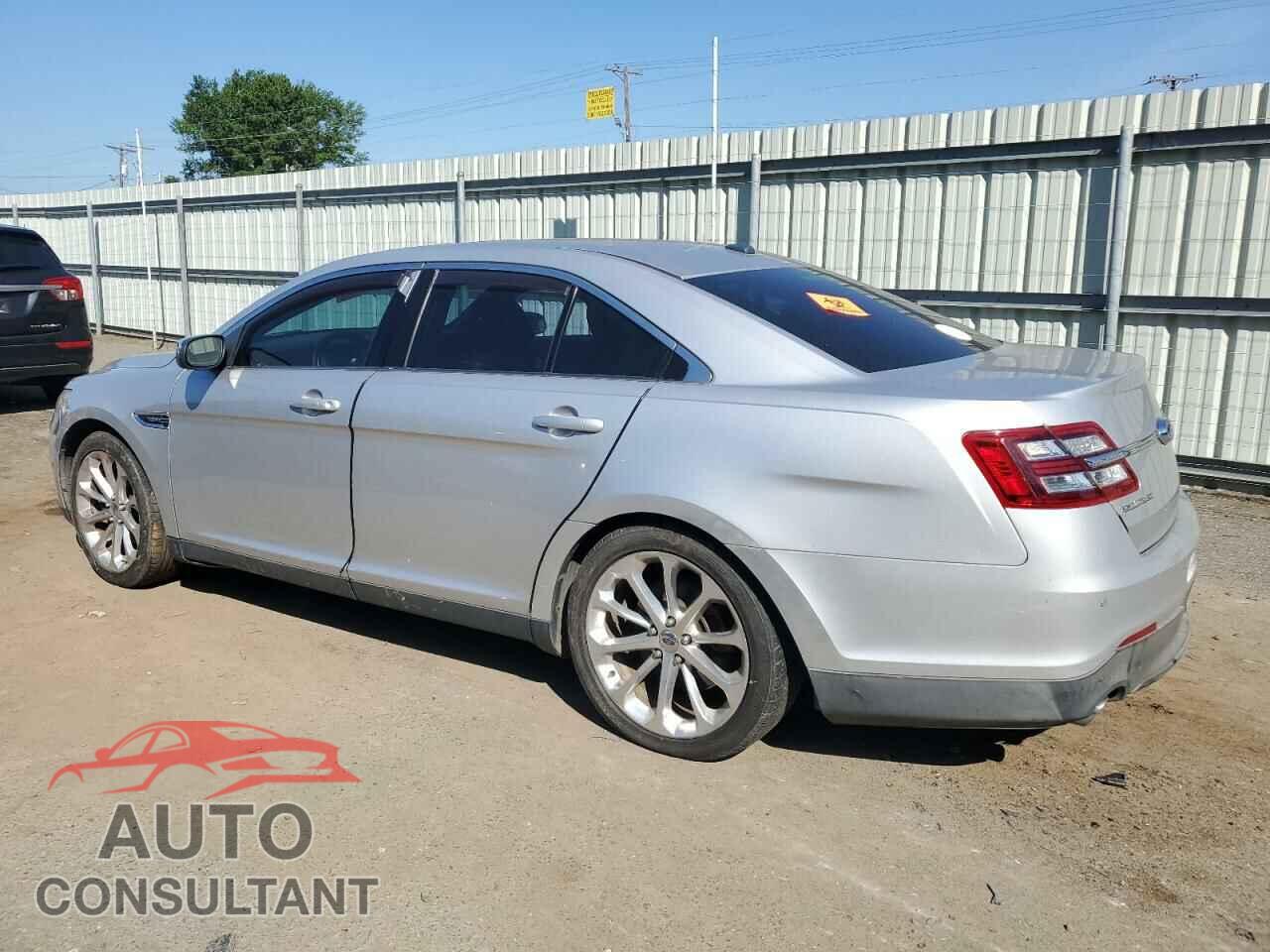 FORD TAURUS 2014 - 1FAHP2F8XEG104832