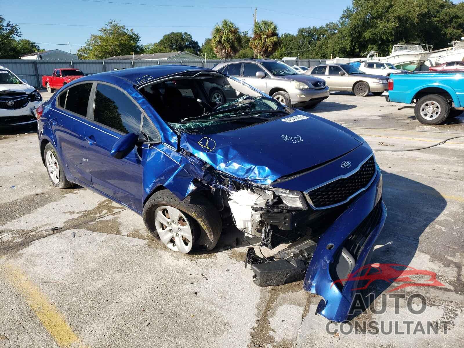 KIA FORTE 2017 - 3KPFK4A75HE156738