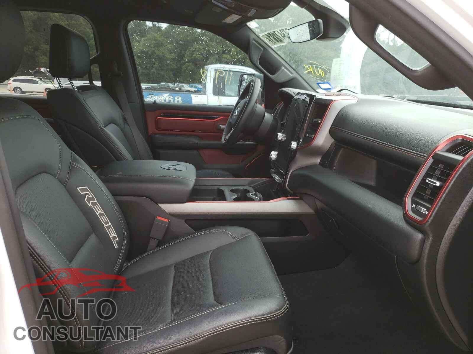 RAM 1500 2020 - 1C6SRFLT5LN418172