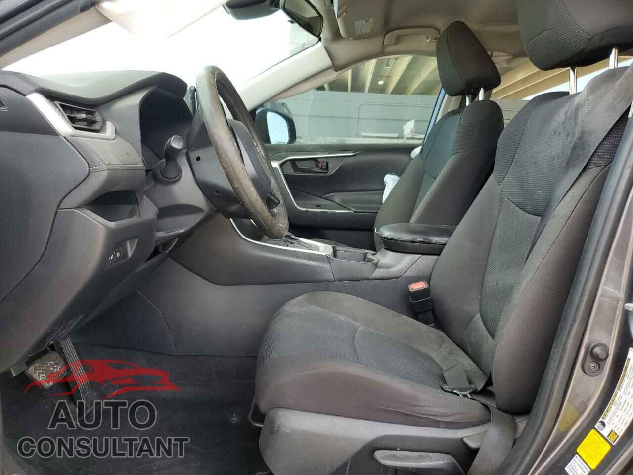 TOYOTA RAV4 2021 - 2T3H1RFVXMC134086