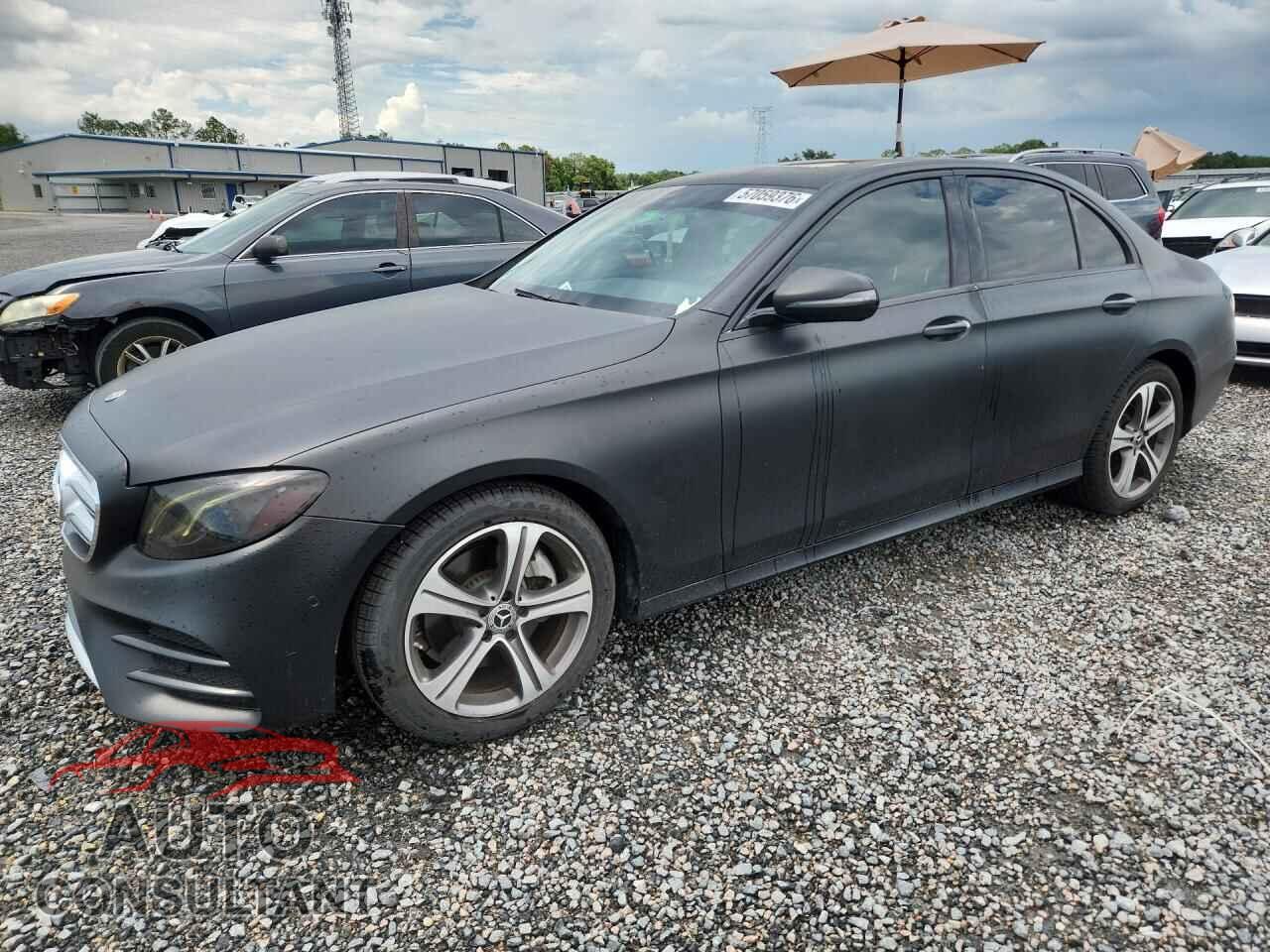 MERCEDES-BENZ E-CLASS 2018 - WDDZF4JB7JA470671