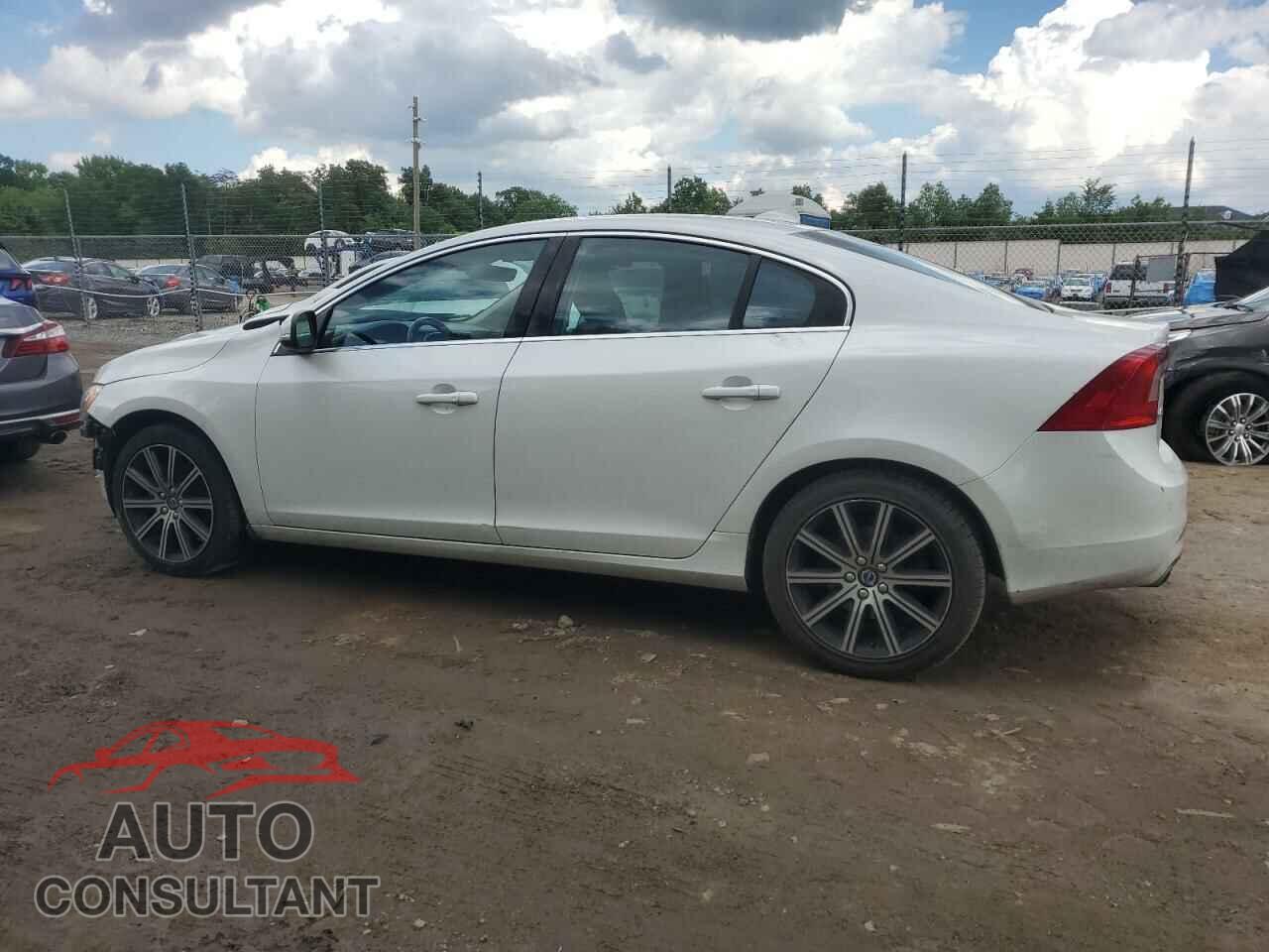 VOLVO S60 2018 - LYV402TK6JB169387