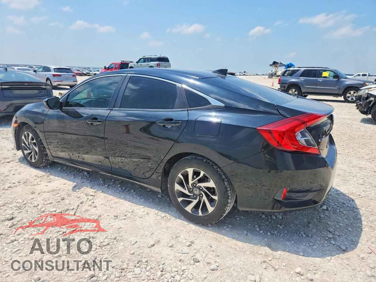 HONDA CIVIC 2018 - 19XFC2F76JE003169