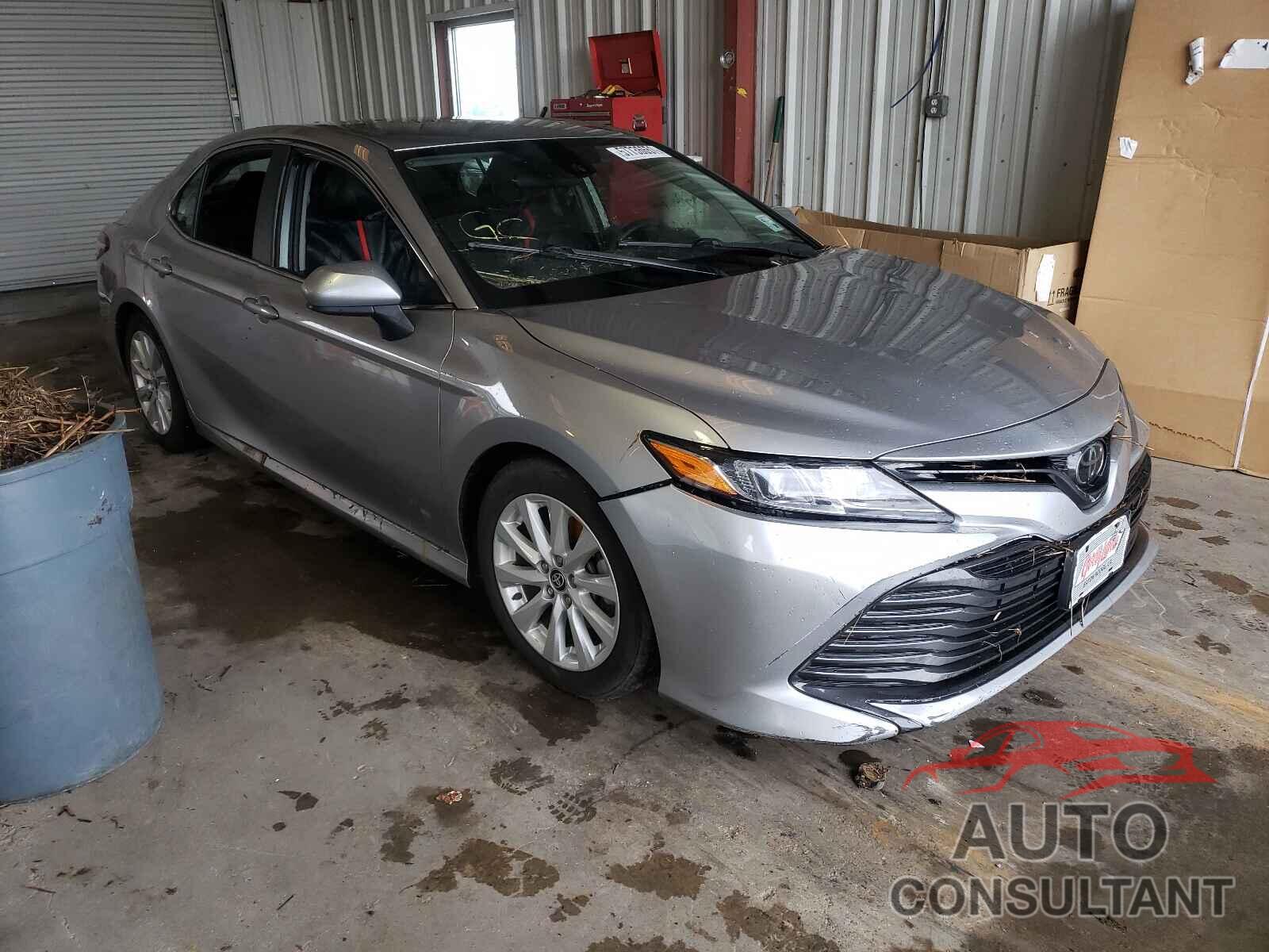 TOYOTA CAMRY 2019 - 4T1B11HK8KU743871